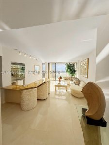 Comprar apartamento en Hamptons West 2409