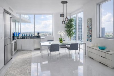 Aluguel de apartamento no Mint at Riverfront 2510