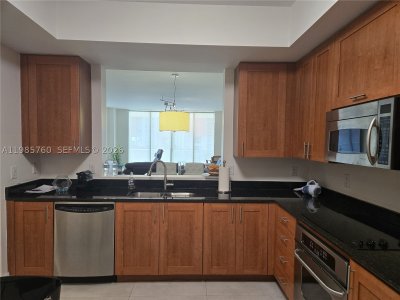 Comprar apartamento en Aventura Marina 606