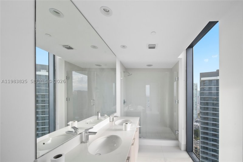 Comprar apartamento en Paraiso Bayviews 3110