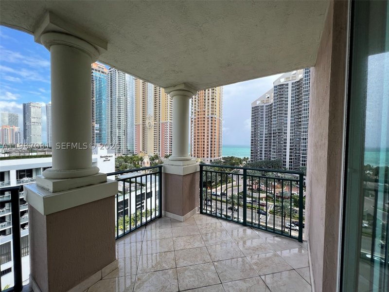 Alquiler de apartamento en King David 1207