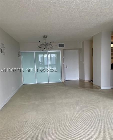 Comprar apartamento en Mystic Pointe 300 1404