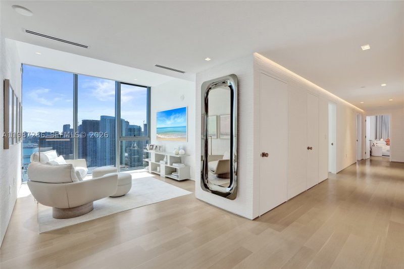 Condo for sale at Elysee Miami 3801