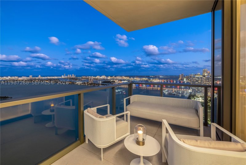 Condo for sale at Elysee Miami 3801