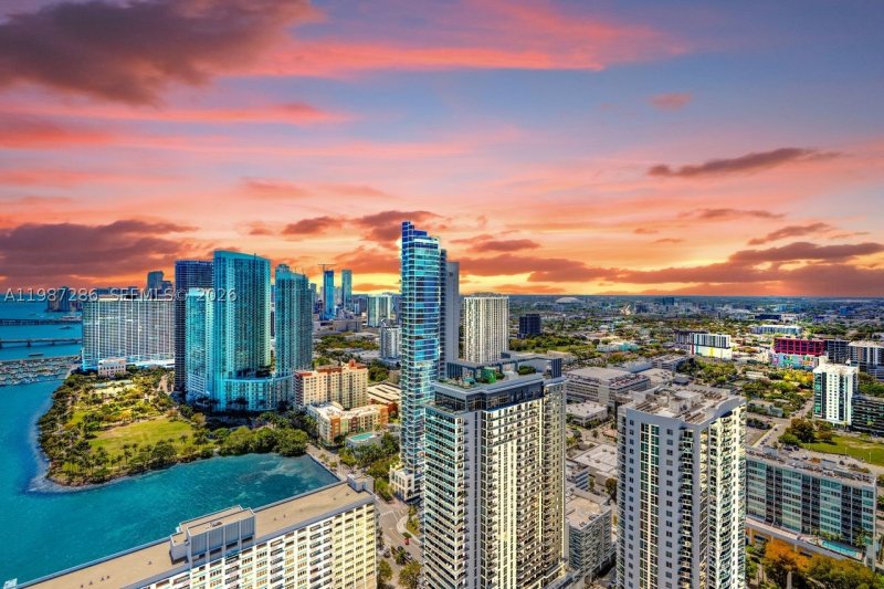 Condo for sale at Elysee Miami 3801