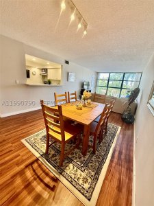 Comprar apartamento no 200 Leslie 425