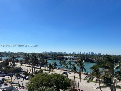 Aluguel de apartamento no The Amethyst 704