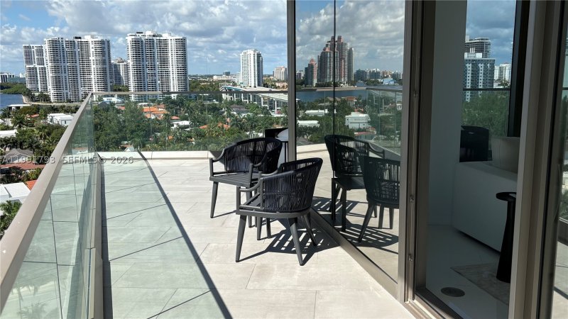 Alquiler de apartamento en Residences by Armani / Casa 905