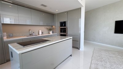 Alquiler de apartamento en Residences by Armani / Casa 905