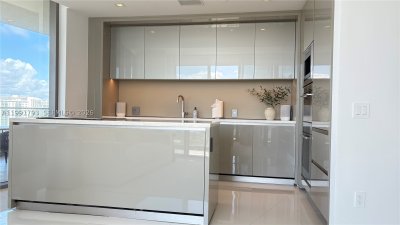 Alquiler de apartamento en Residences by Armani / Casa 905