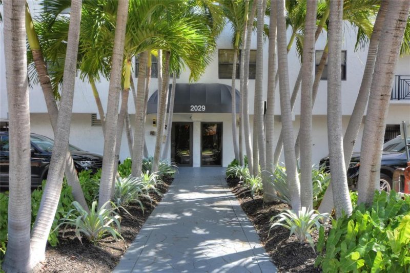Condo for sale at Tradewinds by the Sea 505