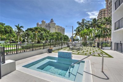 Comprar apartamento en Tradewinds by the Sea 505