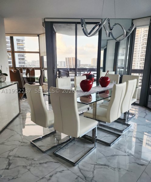 Condo for sale at Mystic Pointe 400 1201