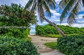 Oceanside Plaza Apt #15W