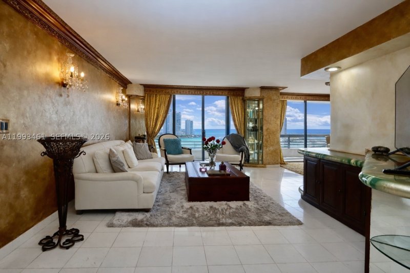 Condo for sale at Mystic Pointe 500 2915