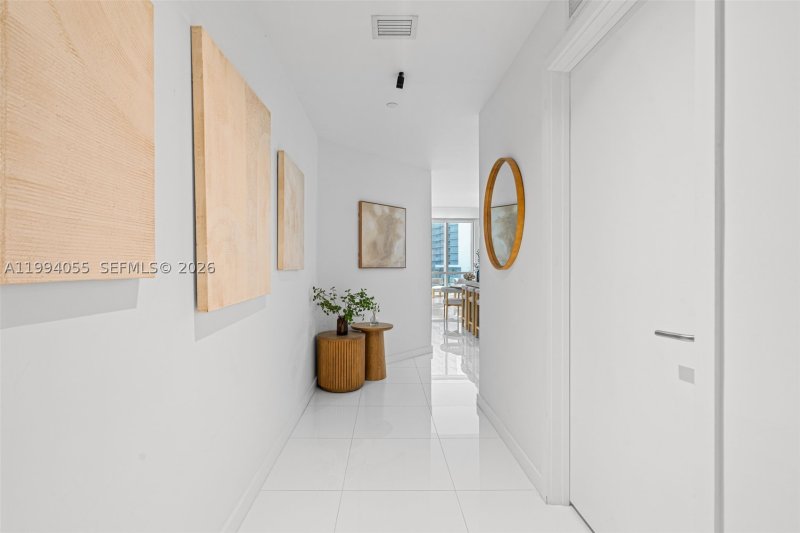 Condo for sale at Paramount Miami WorldCenter 1205