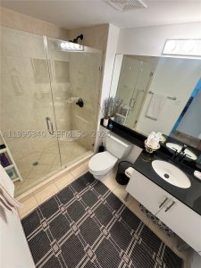 Aluguel de apartamento no Brickell on the River North 1402