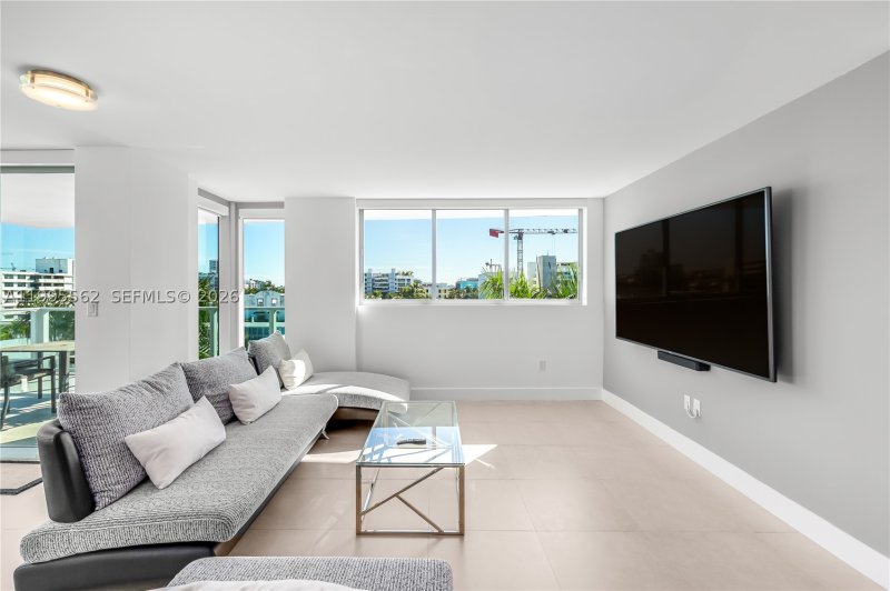 Apartment for rent at The Palms Residences 601