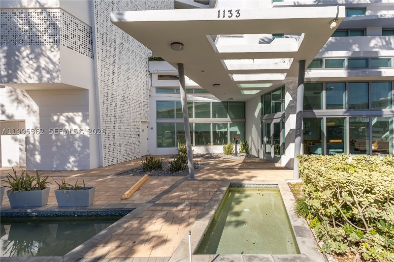 Apartment for rent at The Palms Residences 601