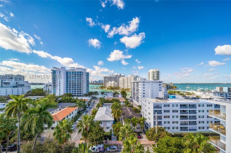 Condo for sale at Bayview Plaza 802