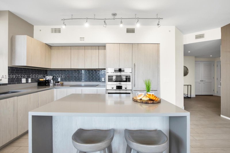 Condo for sale at Hyde Beach House R708