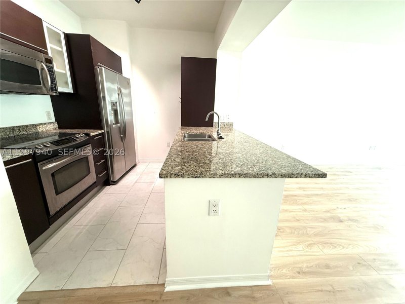 Apartment for rent at The Plaza Tower II 1103