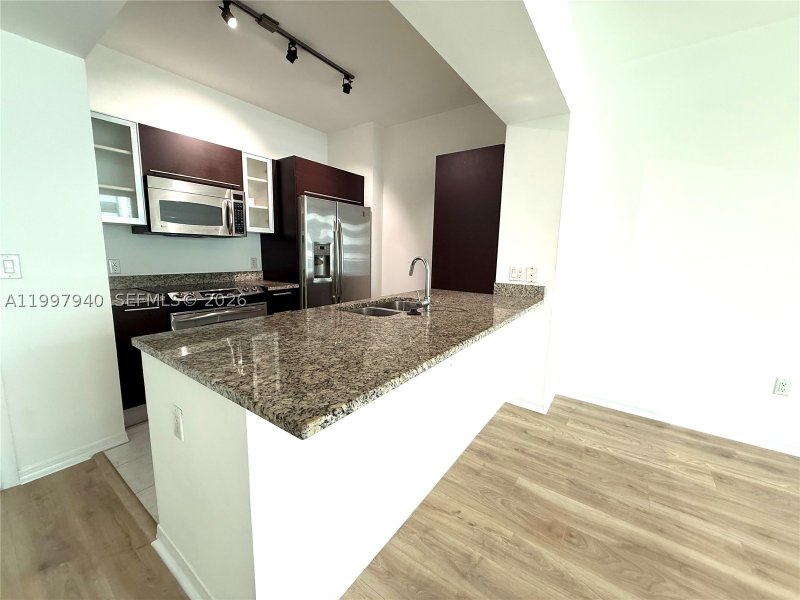 Apartment for rent at The Plaza Tower II 1103