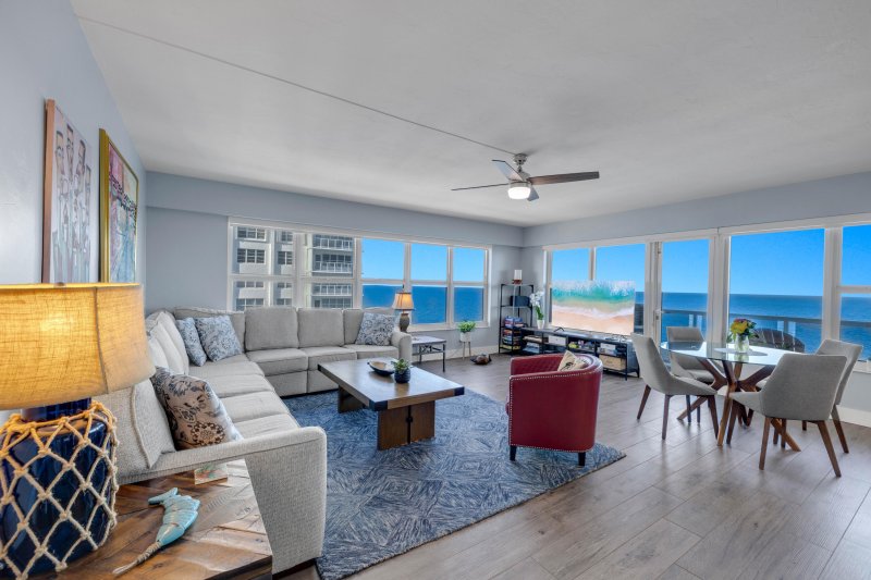 Condo for sale at Royal Ambassador 1205