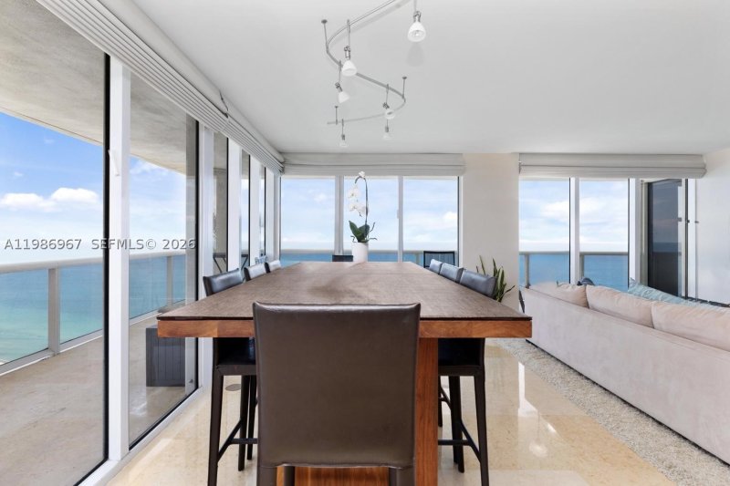 Condo for sale at Beach Club Three UPH4301