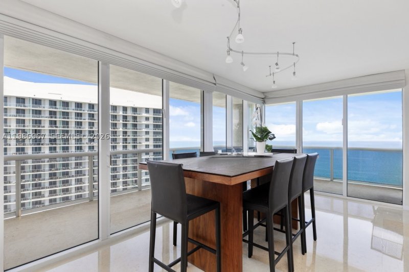 Condo for sale at Beach Club Three UPH4301