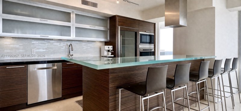 Condo for sale at Beach Club Three UPH4301