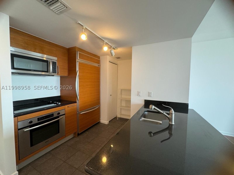 Alquiler de apartamento en 50 Biscayne 3807