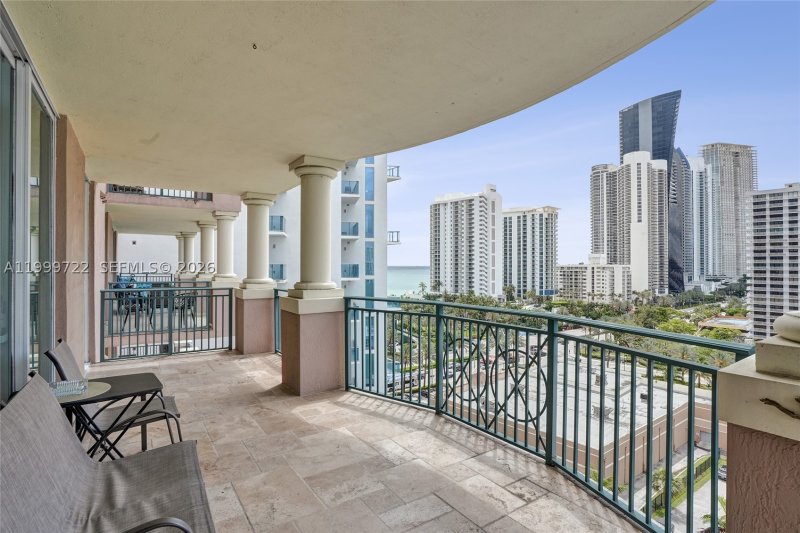 Alquiler de apartamento en King David 1202