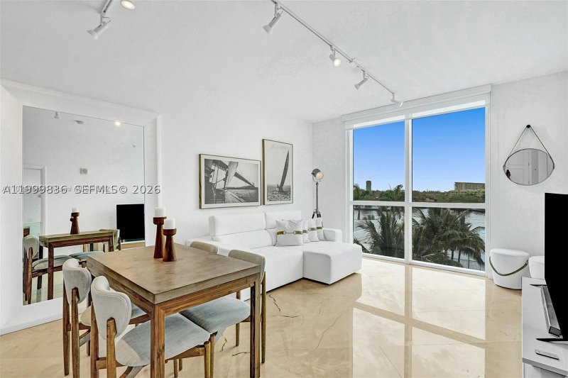 Apartment for rent at Ocean Marine Yacht Club 407