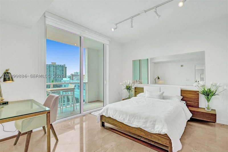 Apartment for rent at Ocean Marine Yacht Club 407