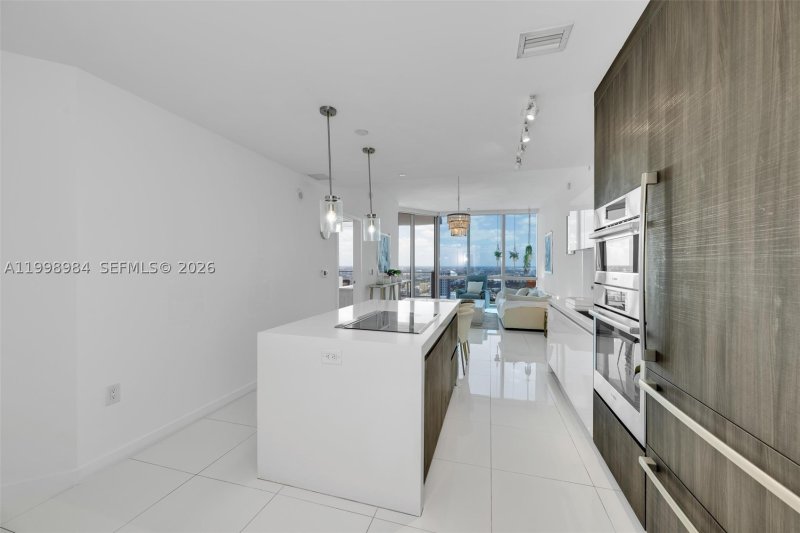 Alquiler de apartamento en Paramount Miami WorldCenter 3708