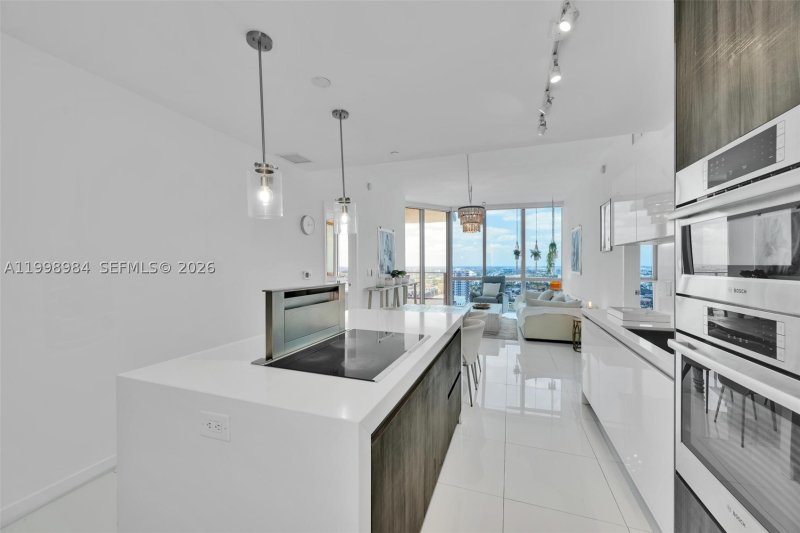 Alquiler de apartamento en Paramount Miami WorldCenter 3708