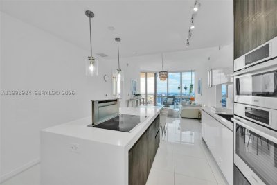 Alquiler de apartamento en Paramount Miami WorldCenter 3708