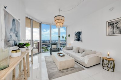 Alquiler de apartamento en Paramount Miami WorldCenter 3708