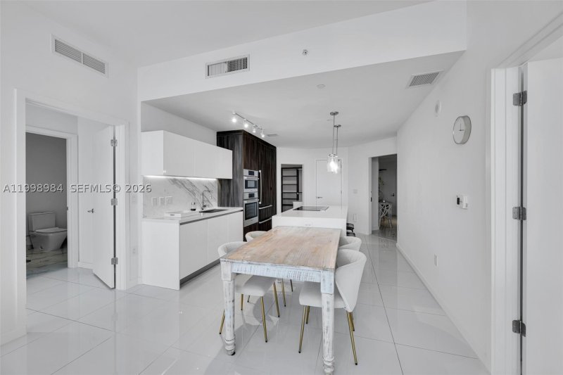 Alquiler de apartamento en Paramount Miami WorldCenter 3708