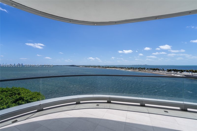 Comprar apartamento no Una Residences at Brickell 501