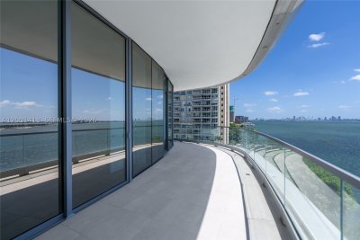Comprar apartamento no Una Residences at Brickell 501