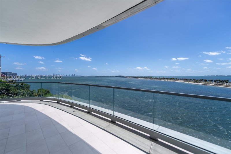 Comprar apartamento no Una Residences at Brickell 501