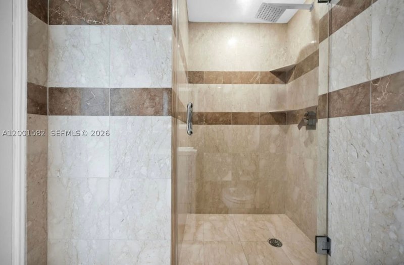 Condo for sale at Pavilion 903