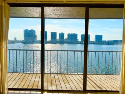 Comprar apartamento en Fairview House N701