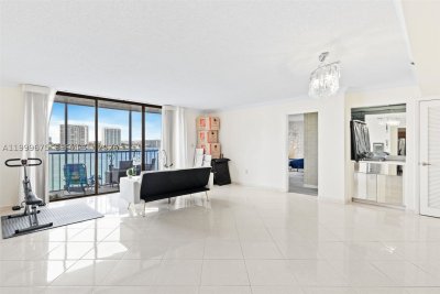 Comprar apartamento en Fairview House N701