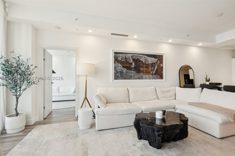 Comprar apartamento en SLS Lux Brickell 4902