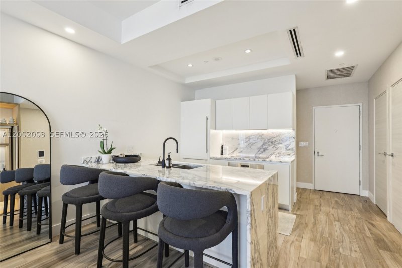 Comprar apartamento en SLS Lux Brickell 4902