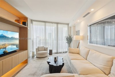 Comprar apartamento en SLS Lux Brickell 4902