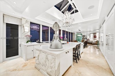 apartamentos en venta en 7000 Williams Island